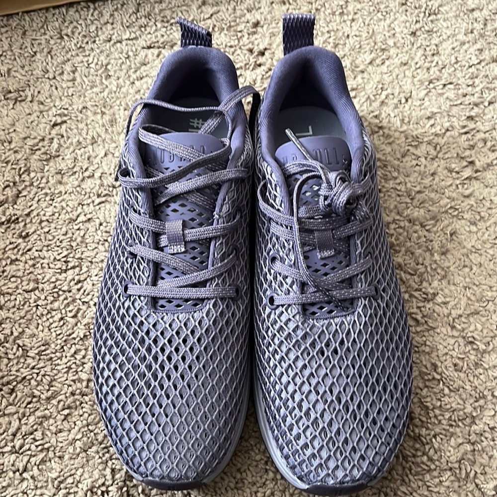New but no box! Women’s NOBULL Diamond Mesh Running Shoes. Size 9.5